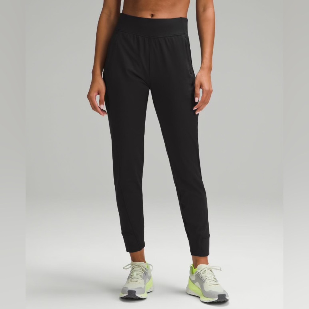 LULU run fleece high rise jogger